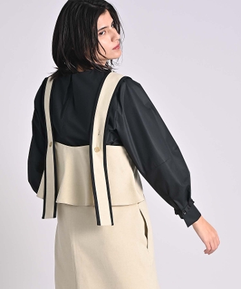 V�l�b�N�V�A�[�w���X�g���C�v�����s�[�X