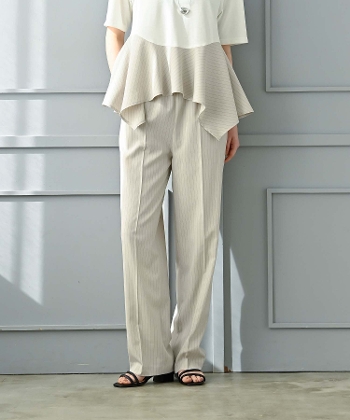 �s���X�g���C�v�Z���^�[�v���X�p���c